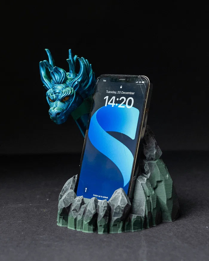 Blaze the Dragon – Phone Guardian