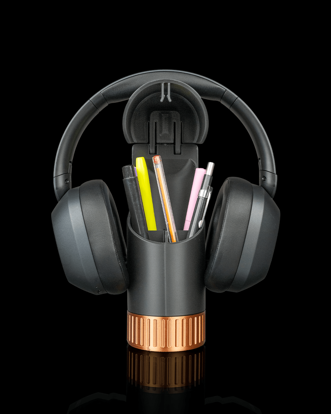 Curve Caddy Headphone Holder 1