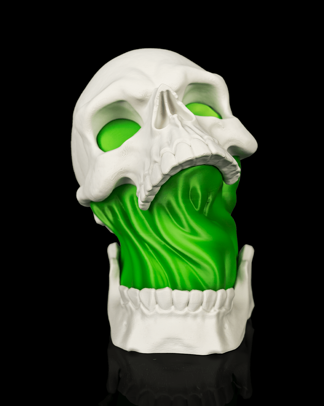 Skull Gut Table Lamp product photo 5
